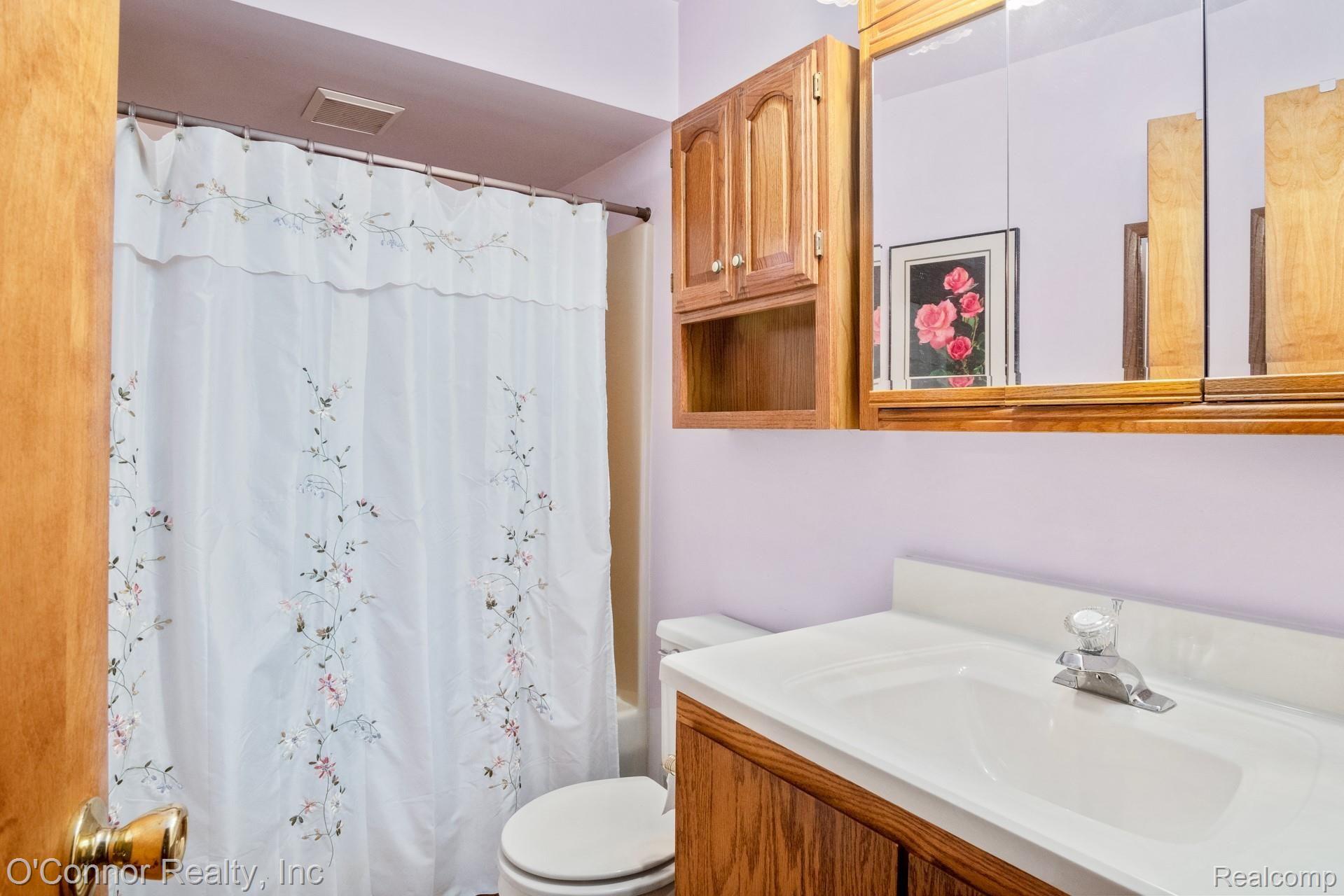 615 Range Road Marysville, MI 48040 - Photo 19 of 25 615 Range-19.jpg