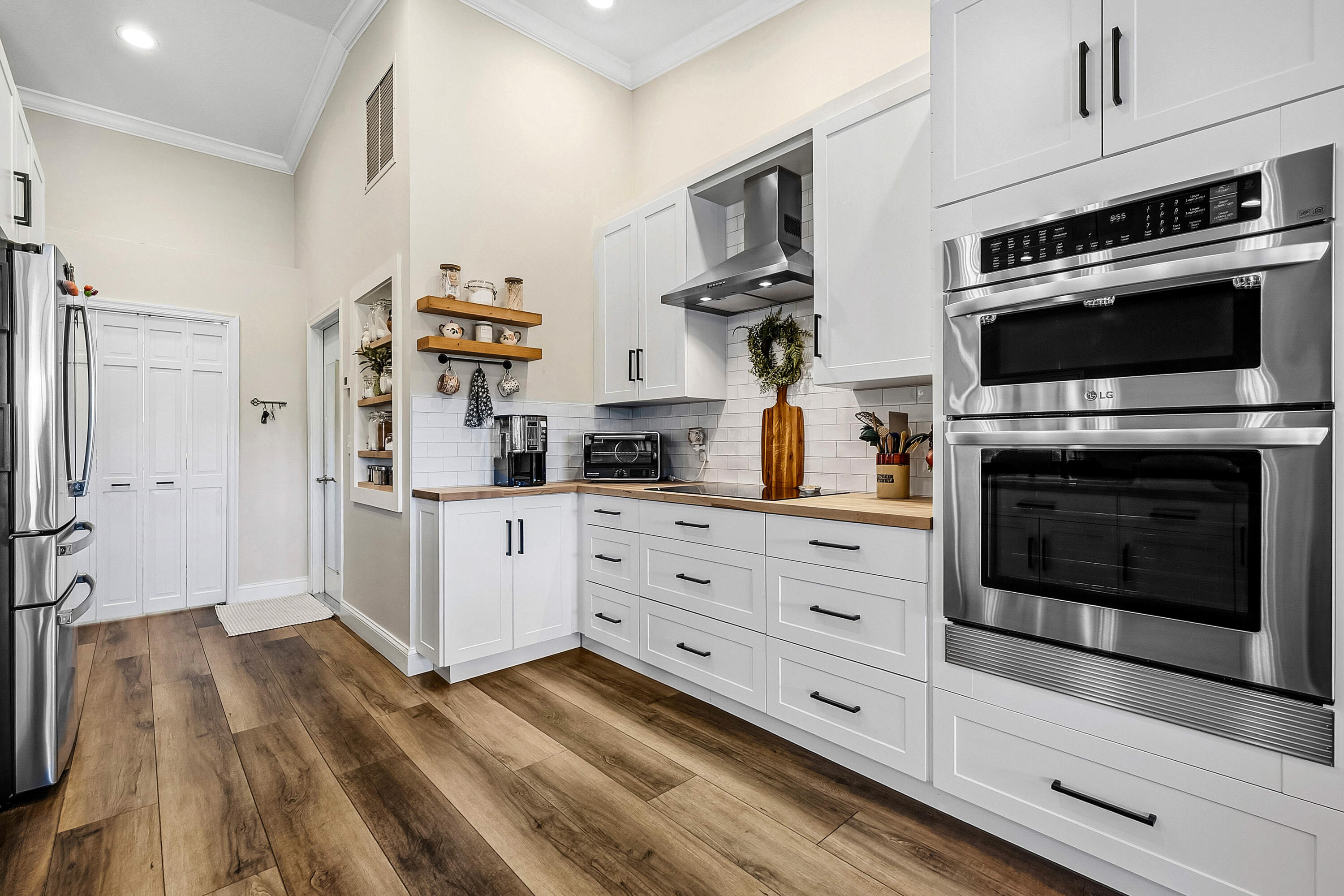 22776 Marbella Circle Boca Raton, FL 33433 - Photo 6 of 39 020-22776MarbellaCircle-BocaRaton-FL-334