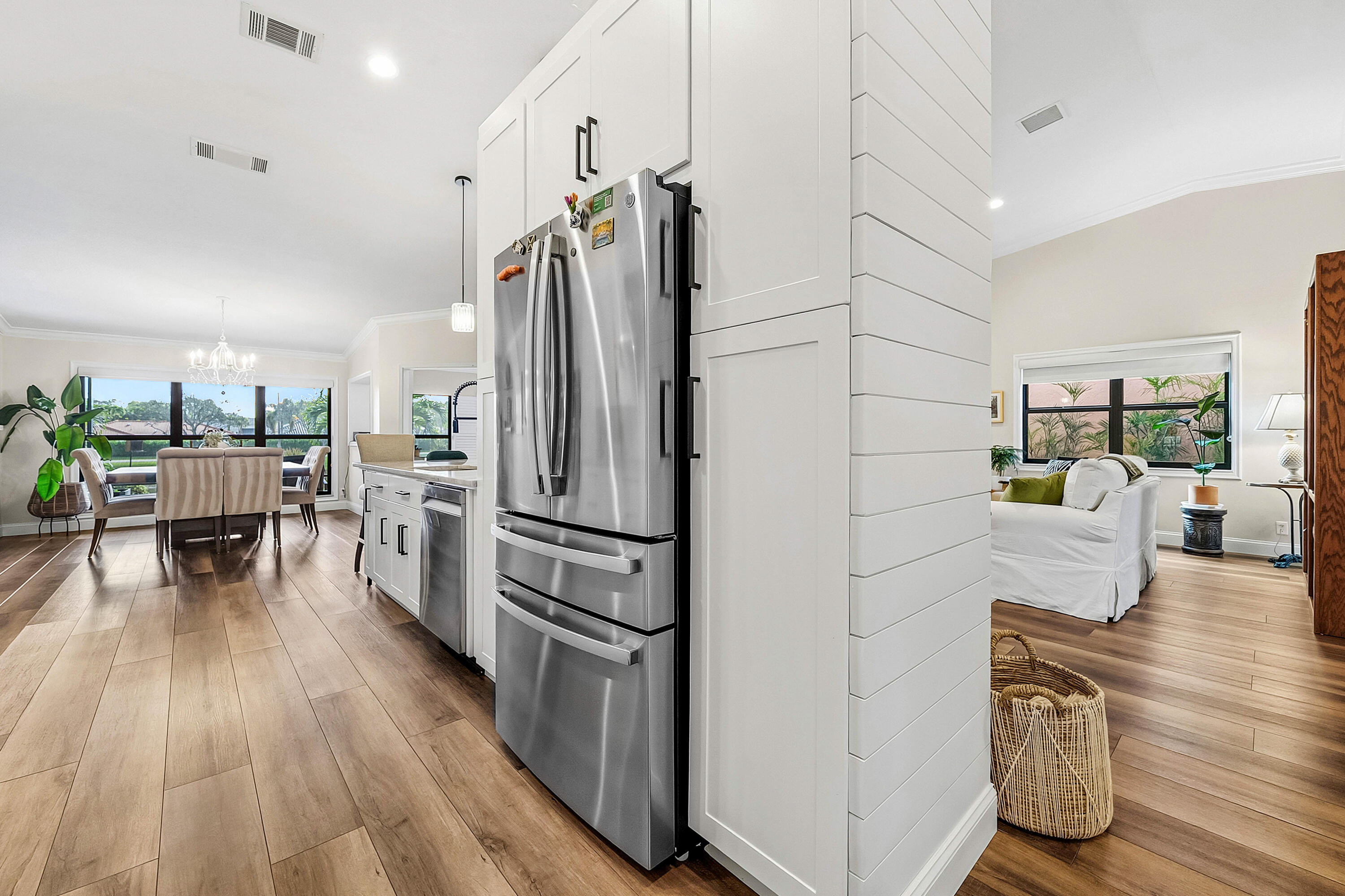 22776 Marbella Circle Boca Raton, FL 33433 - Photo 8 of 39 018-22776MarbellaCircle-BocaRaton-FL-334