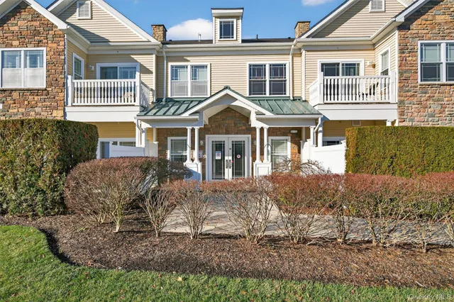 $420,000 | 1311 Views Way, Pomona, NY 10970