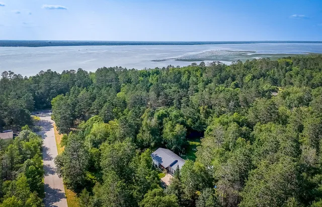 $389,900 | 2955 St Onge Drive Northeast, Bemidji, MN 56601