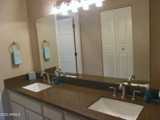 $2,450 | 8653 East Royal Palm Road, Unit 1002, Scottsdale, AZ 85258