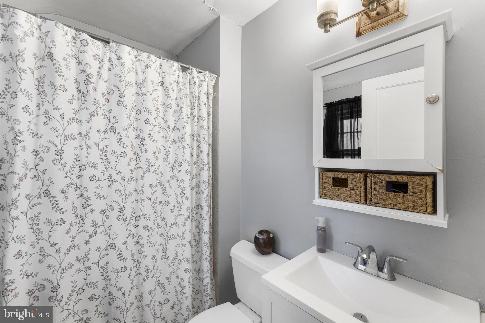 6019 Amherst Avenue Springfield, VA 22150 - Photo 18 of 29 Gallery Image 18