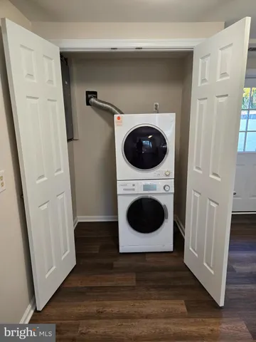 $1,300 | 341 South 26th Street, Unit B, Purcellville, VA 20132