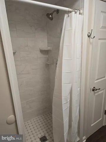 $1,300 | 341 South 26th Street, Unit B, Purcellville, VA 20132