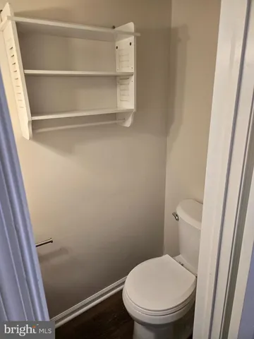 $1,300 | 341 South 26th Street, Unit B, Purcellville, VA 20132