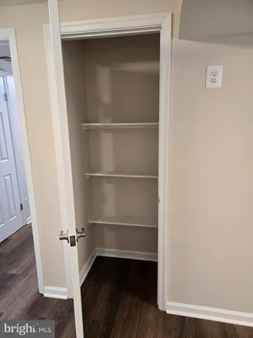 $1,300 | 341 South 26th Street, Unit B, Purcellville, VA 20132