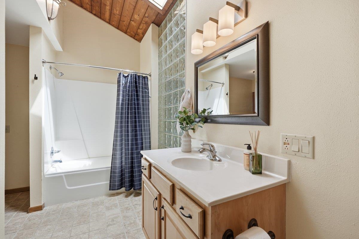 6805 Harvest Hill Road Madison, WI 53717 - Photo 37 of 66