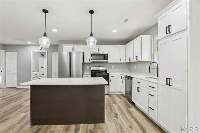 $265,000 | 609 East North Street, Staunton, IL 62088