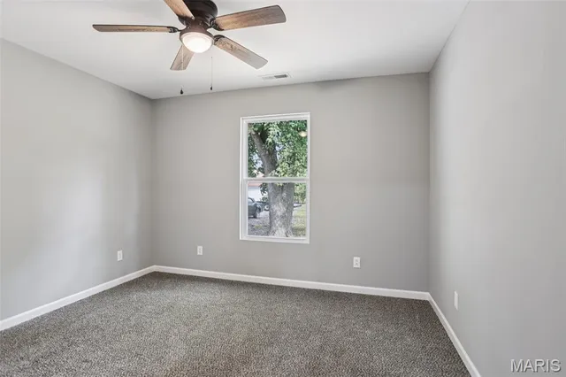 $265,000 | 609 East North Street, Staunton, IL 62088