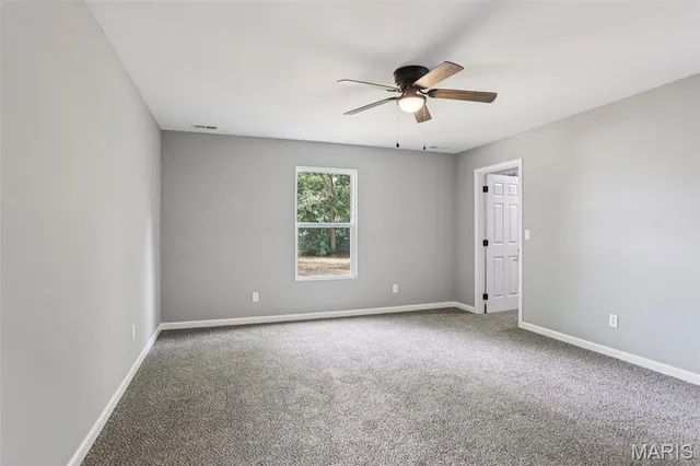 $265,000 | 609 East North Street, Staunton, IL 62088