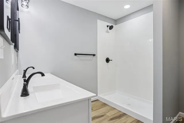 $265,000 | 609 East North Street, Staunton, IL 62088