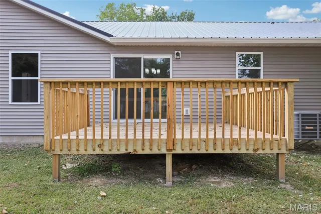 $265,000 | 609 East North Street, Staunton, IL 62088