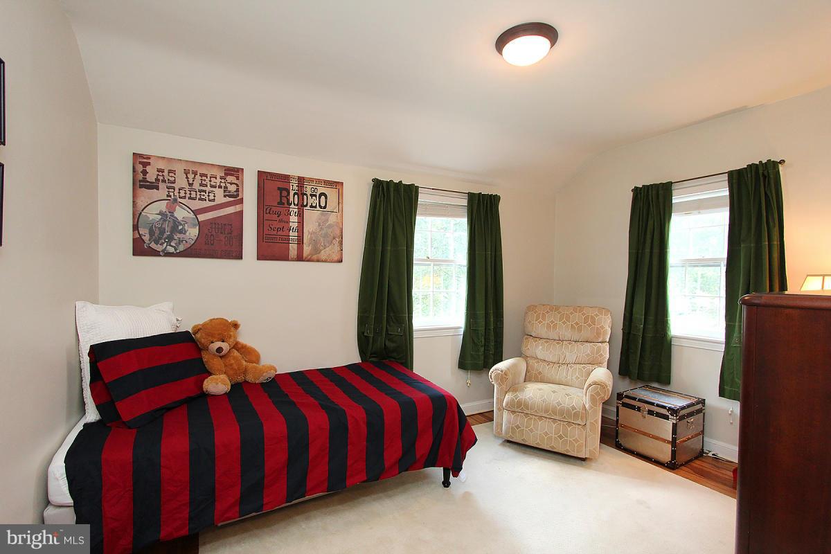9907 Woodburn Road Silver Spring, MD 20901 - Photo 22 of 30 Bedroom
