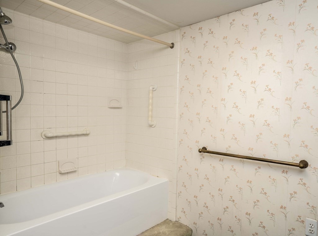 78 Pelham Street Fall River, MA 02721 - Photo 24 of 42 Gallery Image 24