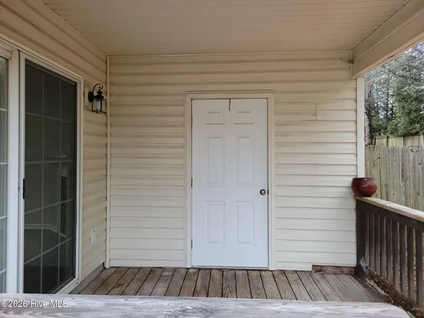 $1,500 | 4225 Brook Creek Lane, Unit B, Greenville, NC 27858