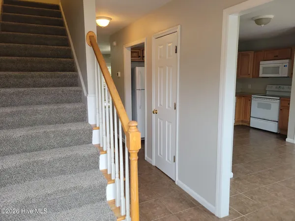 $1,500 | 4225 Brook Creek Lane, Unit B, Greenville, NC 27858