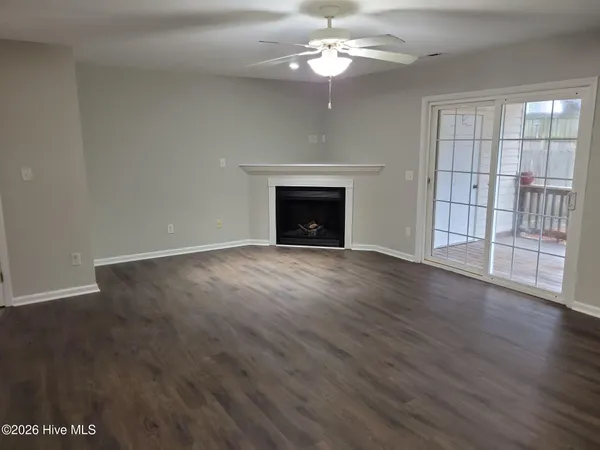 $1,500 | 4225 Brook Creek Lane, Unit B, Greenville, NC 27858