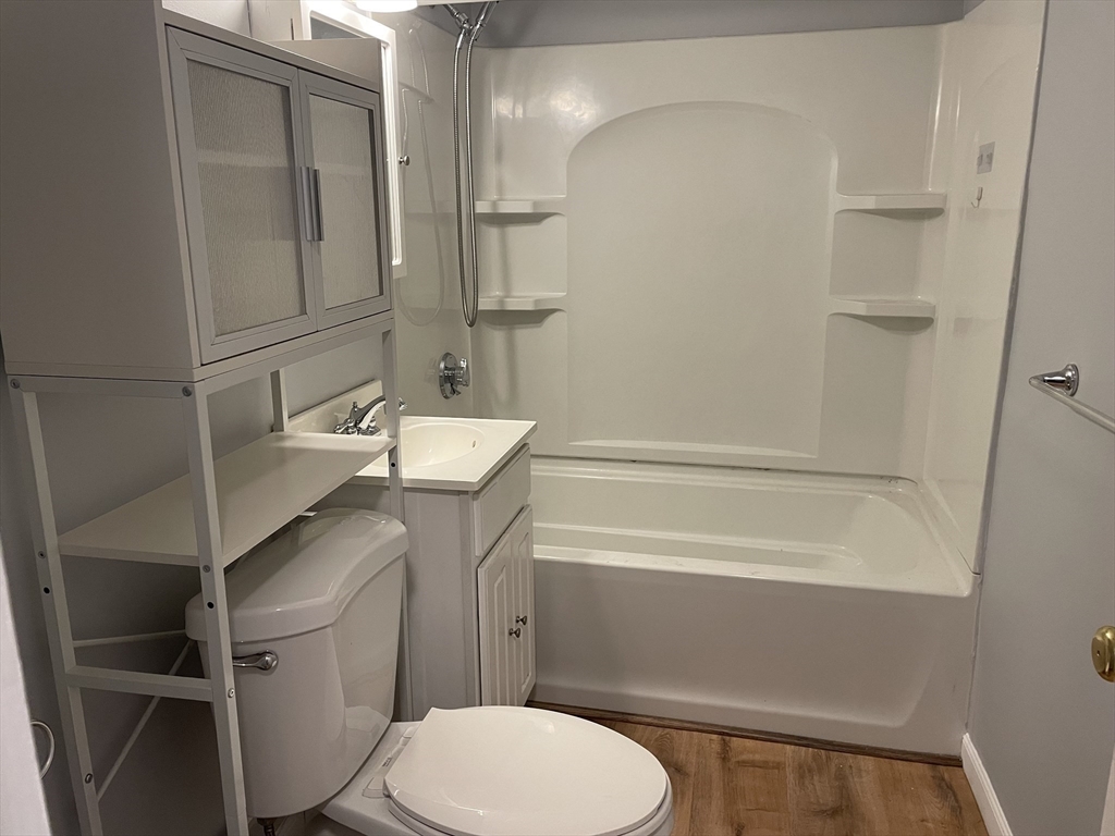 11 Riverside Avenue, Unit 11 Danvers, MA 01923 - Photo 10 of 20 Gallery Image 10
