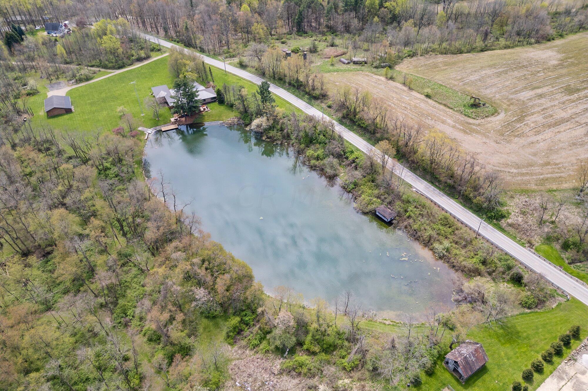 1225 Pleasant Valley Road Mansfield, OH 44903 - Photo 82 of 96 09-aer-pond-overview