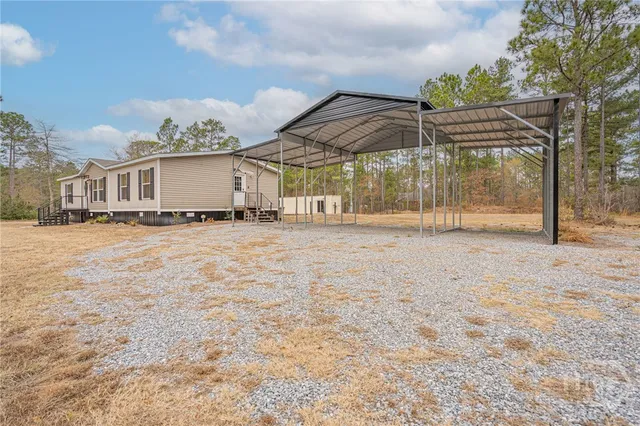$330,000 | 1101 Old Dixie Highway North, Newington, GA 30446