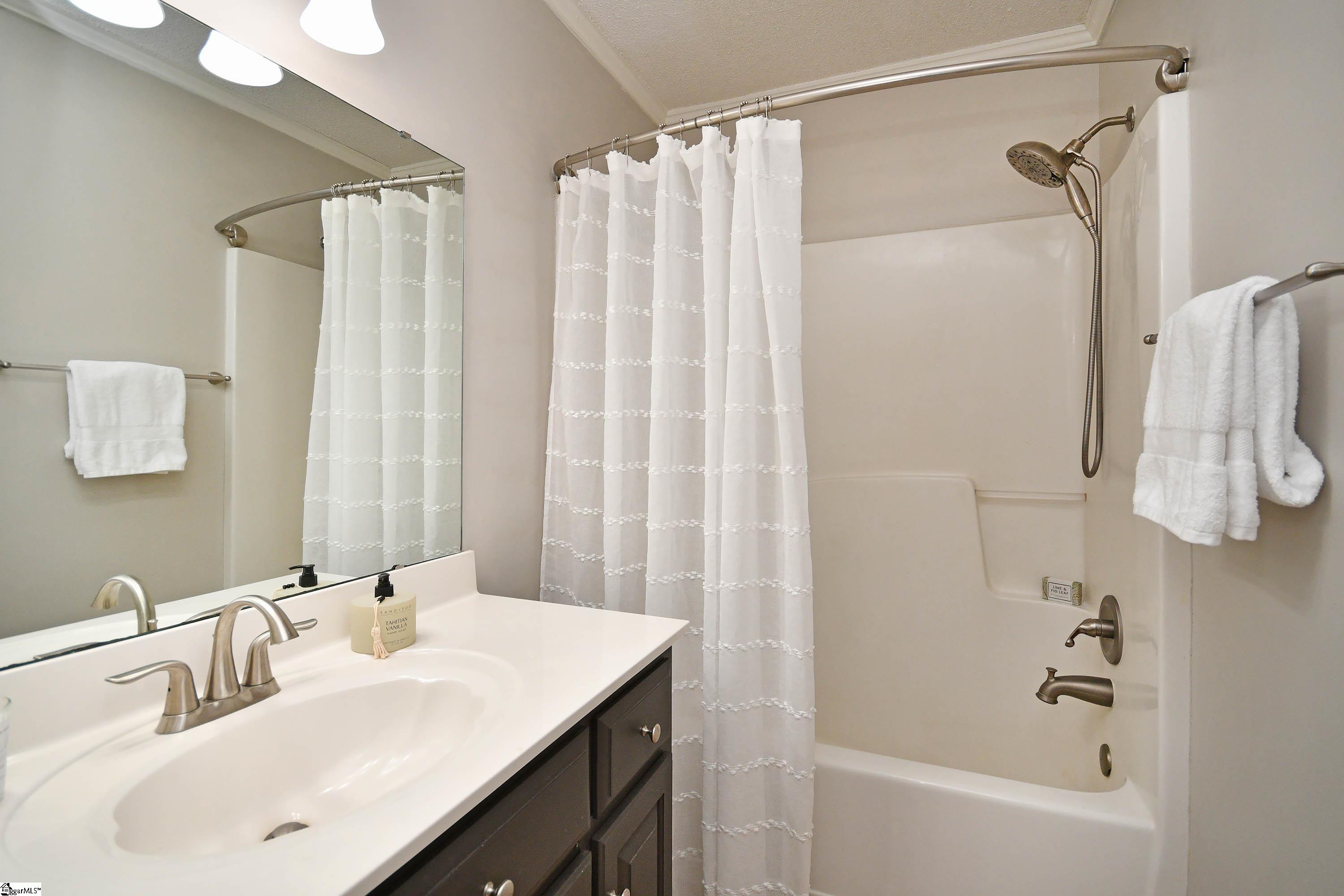 201 Buckingham Road Easley, SC 29640 - Photo 40 of 49