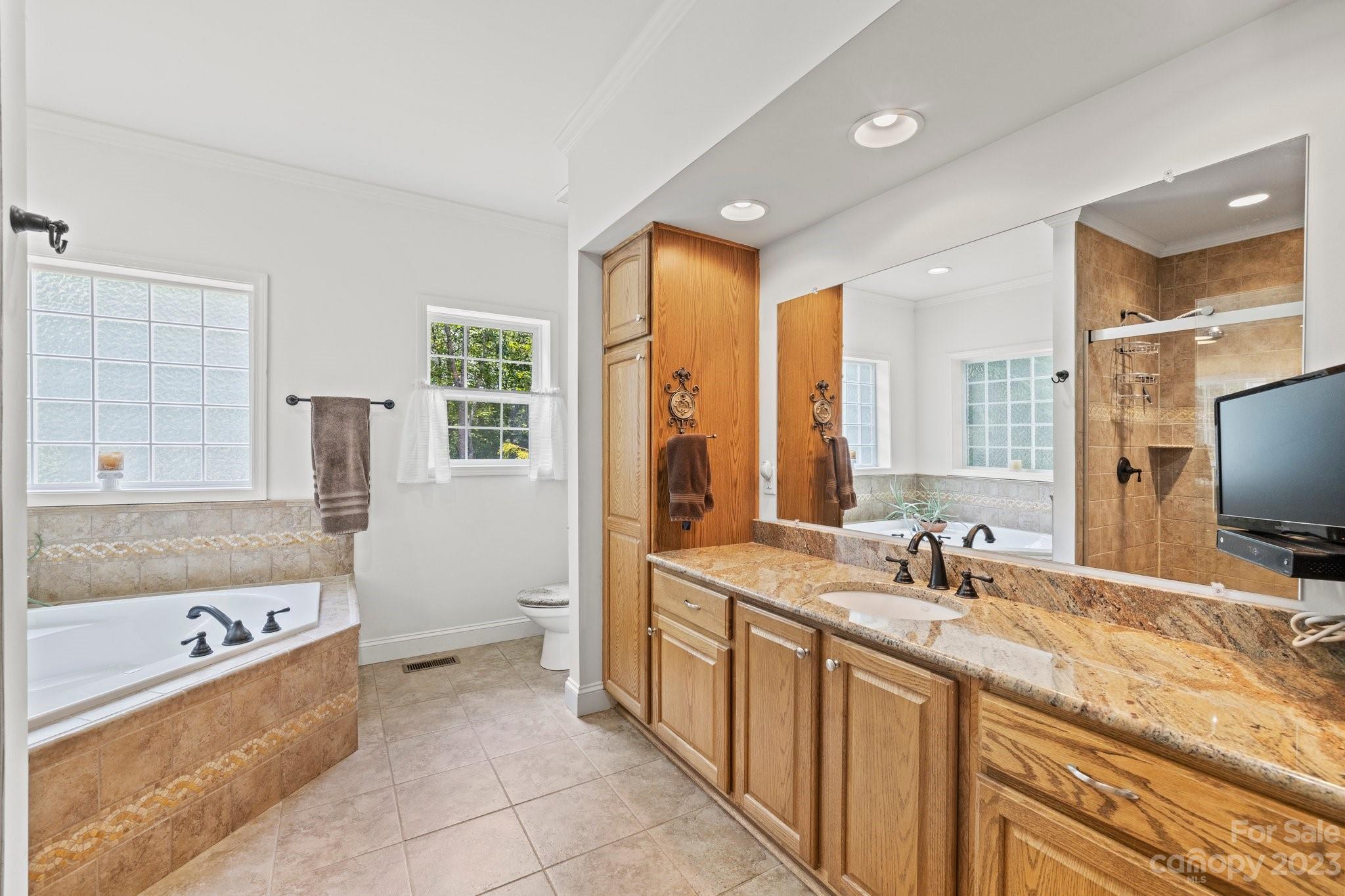 143 Whitaker Road Fairview, NC 28730 - Photo 14 of 25 Gallery Image 14