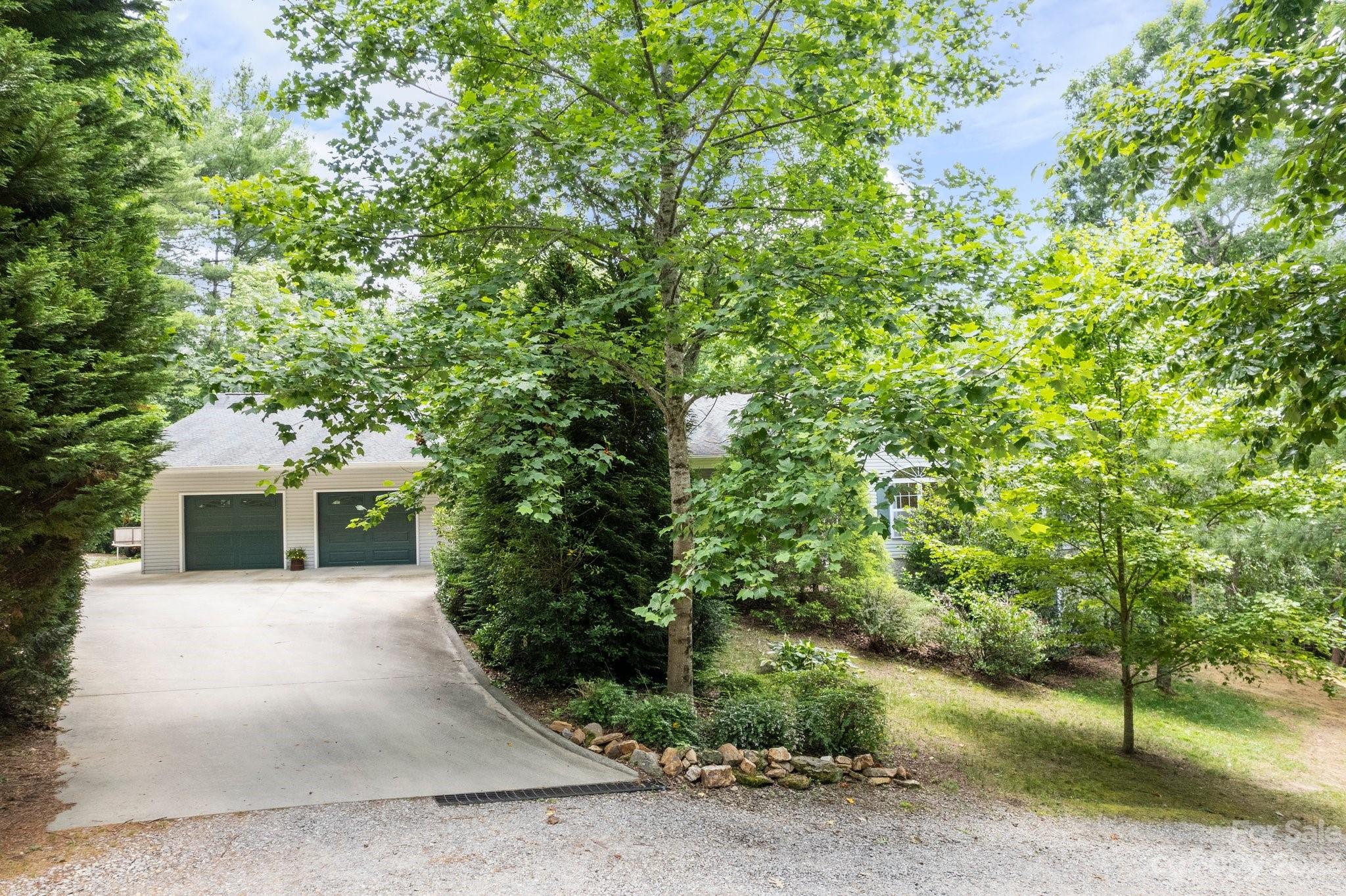 143 Whitaker Road Fairview, NC 28730 - Photo 25 of 25 Gallery Image 25