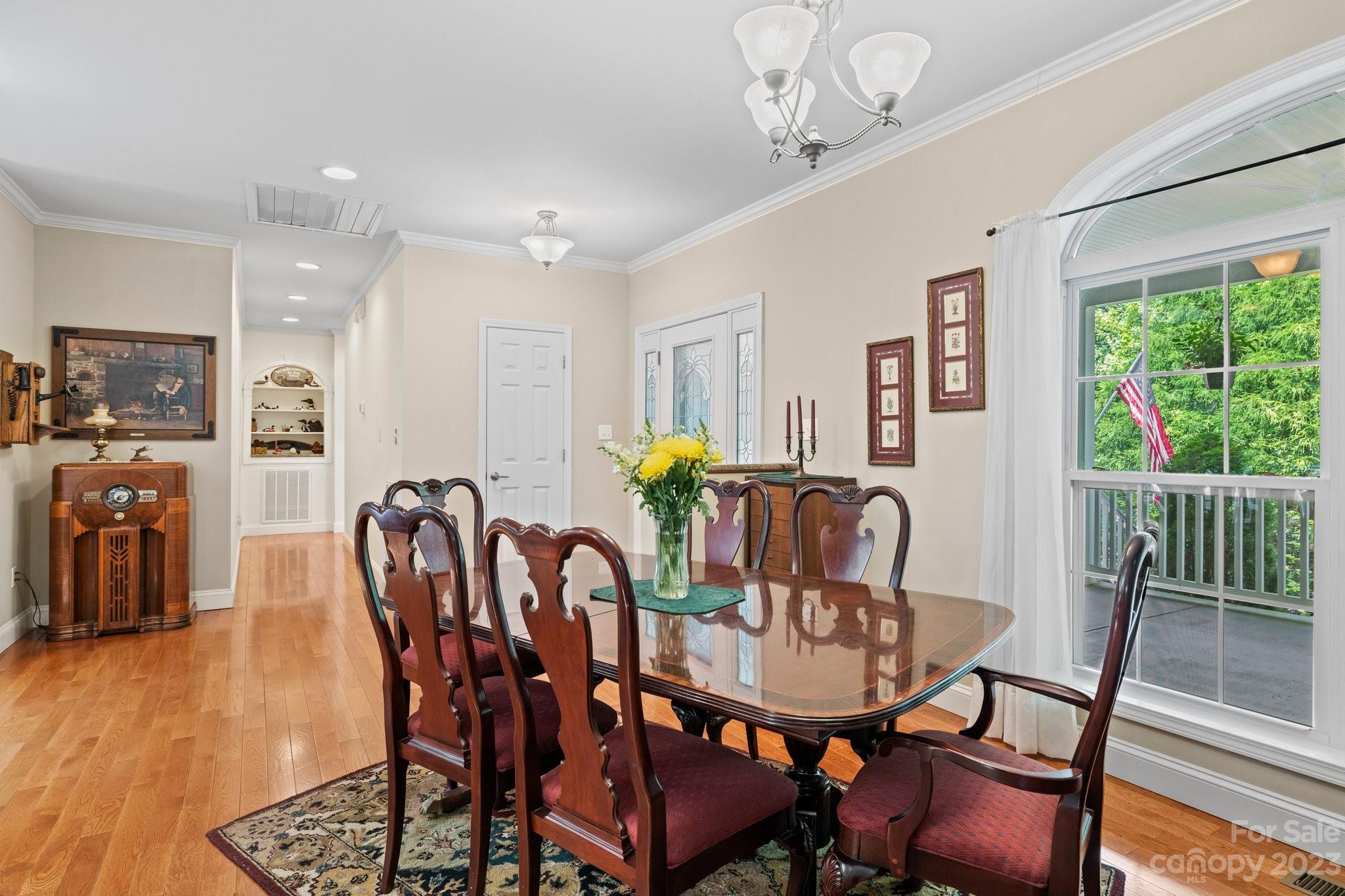 143 Whitaker Road Fairview, NC 28730 - Photo 5 of 25 Gallery Image 5