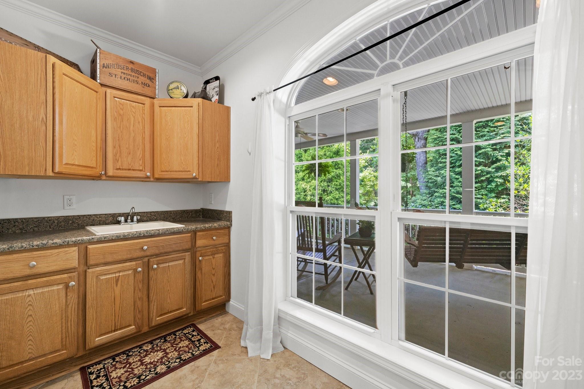 143 Whitaker Road Fairview, NC 28730 - Photo 10 of 25 Gallery Image 10
