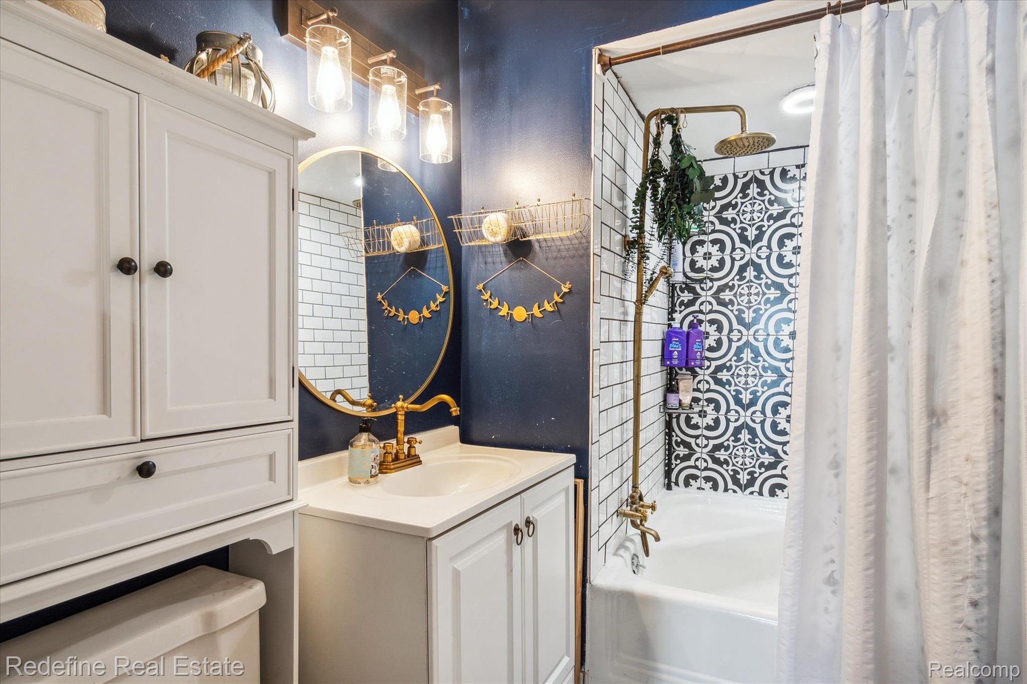41810 Savage Road Belleville, MI 48111 - Photo 22 of 43 Gallery Image 22