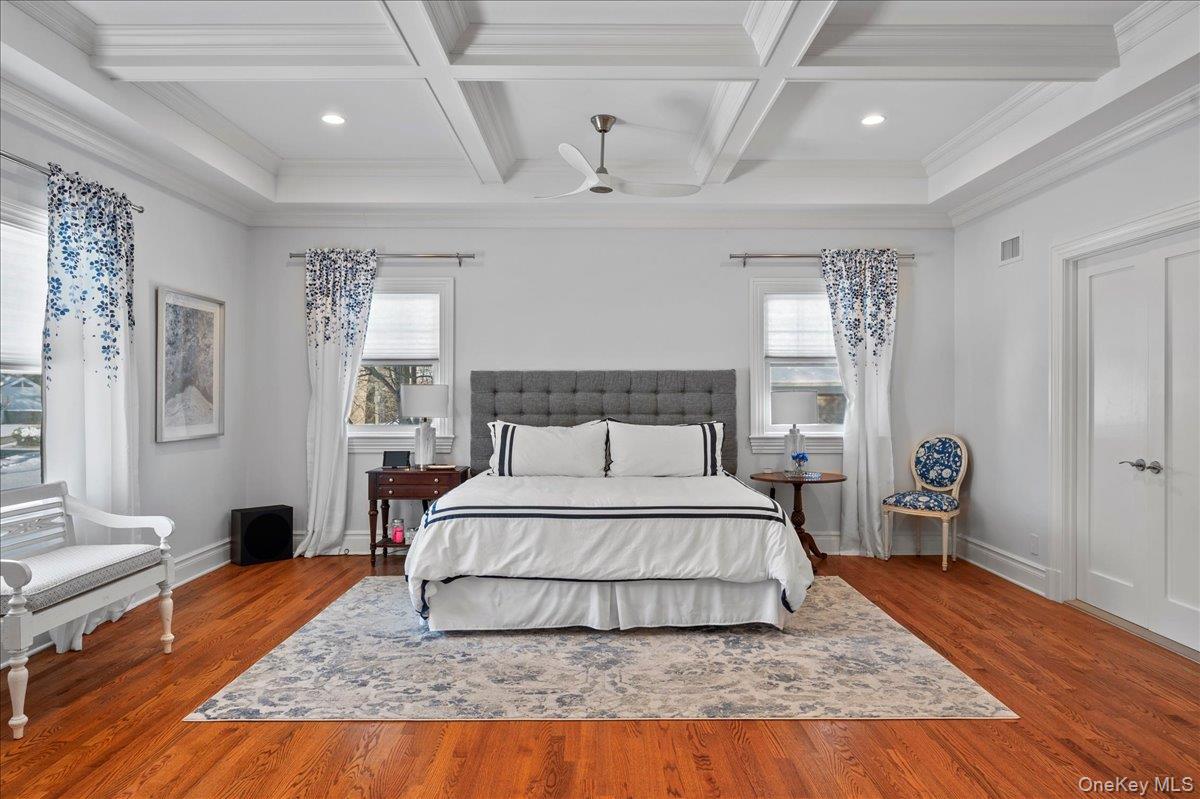 299 Stratton Road New Rochelle, NY 10804 - Photo 21 of 40 Gallery Image 21