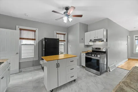 $325,000 | 1722 South 66th Street, Unit 1724, West Allis, WI 53214