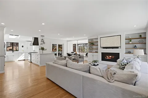 $1,495,000 | 294 Murray Avenue, Larchmont, NY 10538