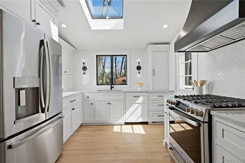 $1,495,000 | 294 Murray Avenue, Larchmont, NY 10538