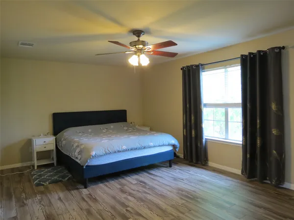 $2,250 | 402 Las Colinas Drive, Leander, TX 78641