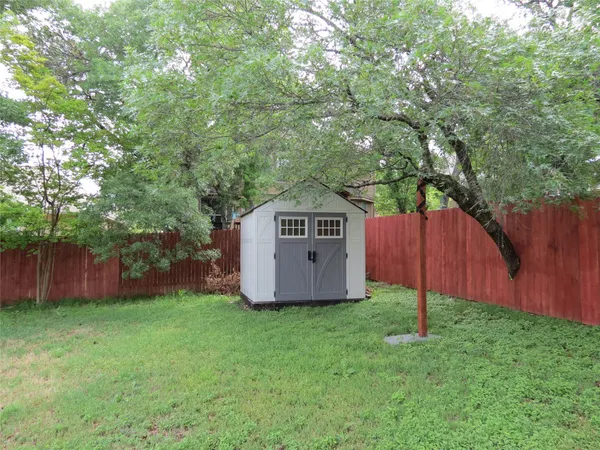 $2,250 | 402 Las Colinas Drive, Leander, TX 78641