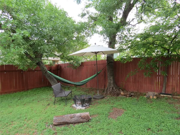 $2,250 | 402 Las Colinas Drive, Leander, TX 78641