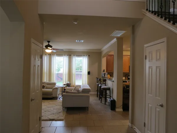 $2,250 | 402 Las Colinas Drive, Leander, TX 78641