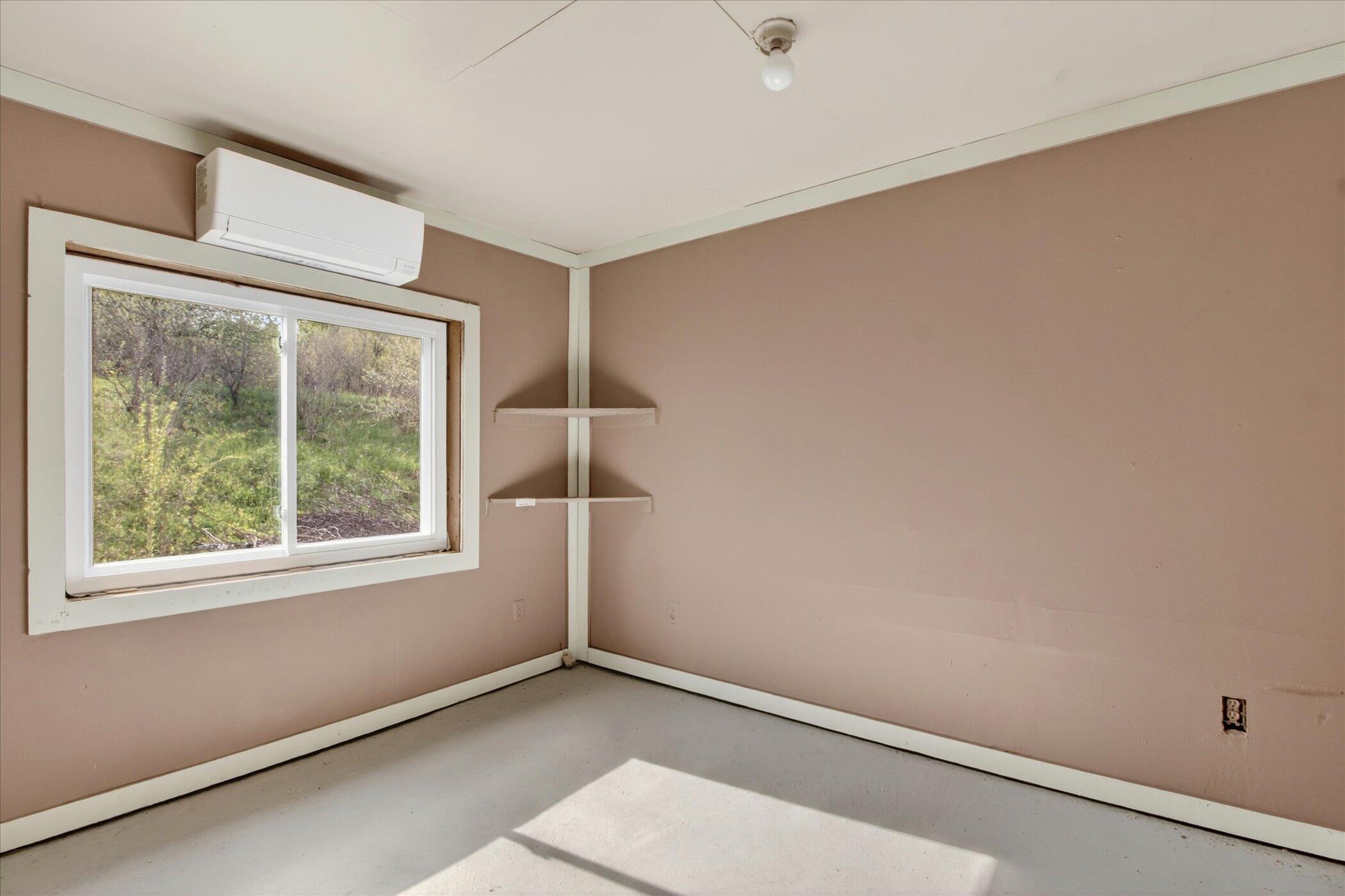 18426 14 Mile Road Leroy, MI 49655 - Photo 18 of 40 25-104-N-Andrea-Ln-St-Louis-Windowstill