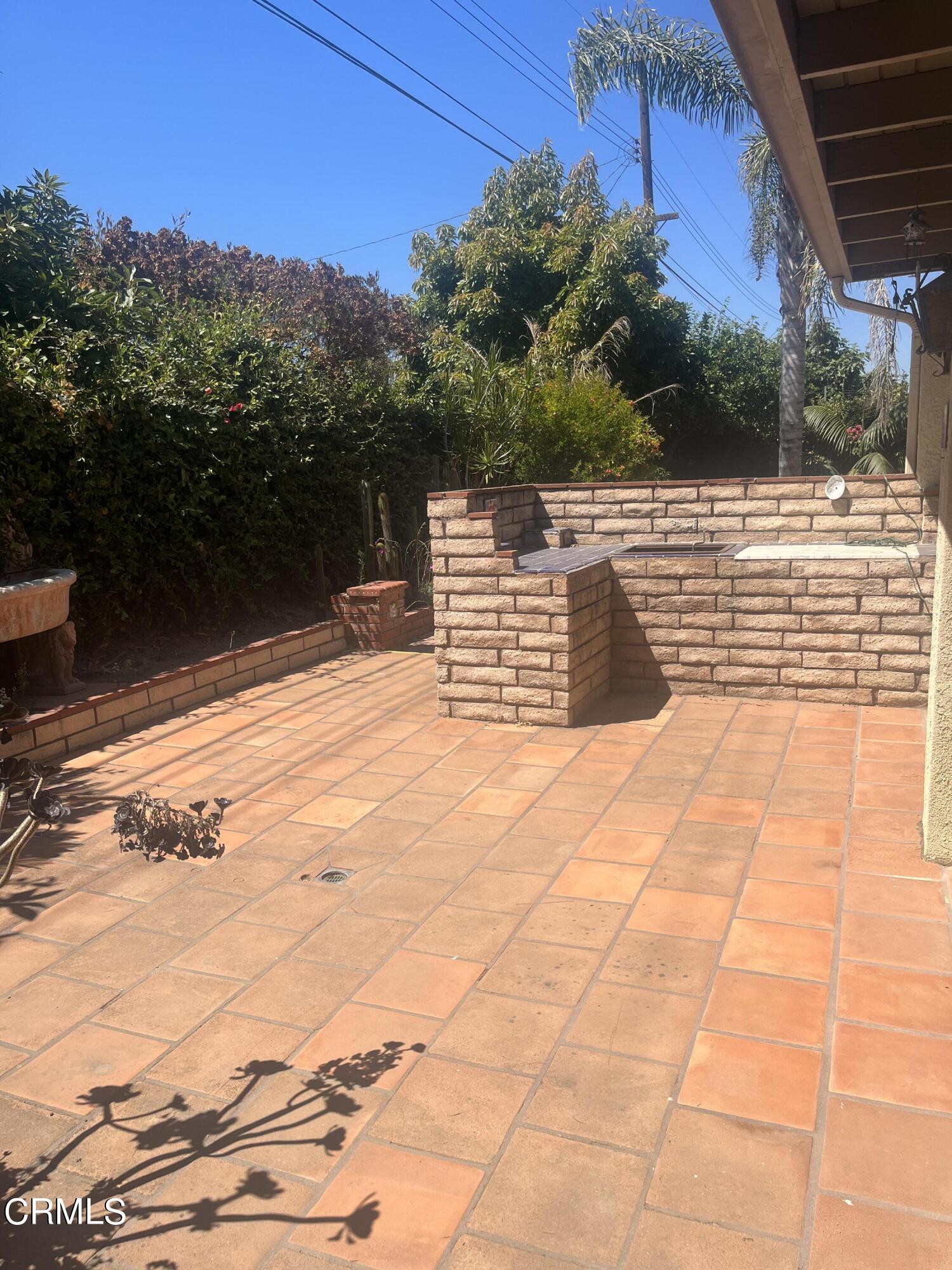 2065 Ironbark Drive Oxnard, CA 93036 - Photo 15 of 17 a view of a terrace