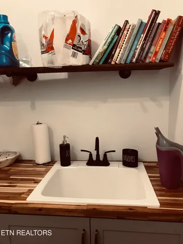 $625,000 | 446 Tanzanite Trail, New Tazewell, TN 37825