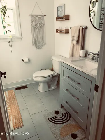 $625,000 | 446 Tanzanite Trail, New Tazewell, TN 37825