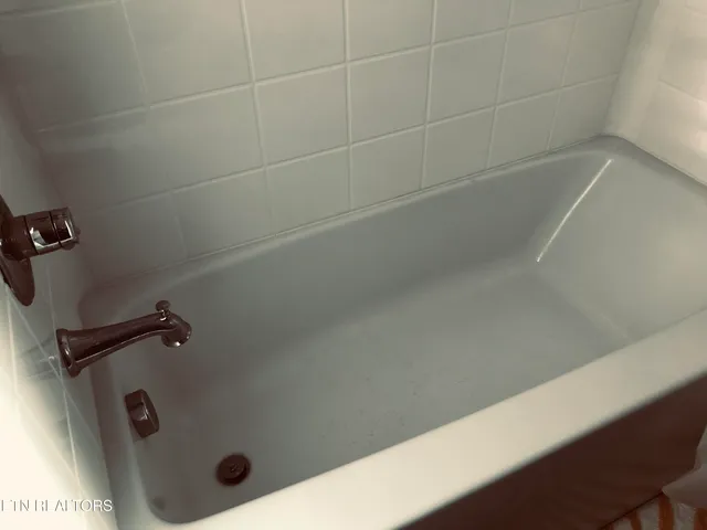 $625,000 | 446 Tanzanite Trail, New Tazewell, TN 37825