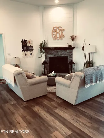 $625,000 | 446 Tanzanite Trail, New Tazewell, TN 37825