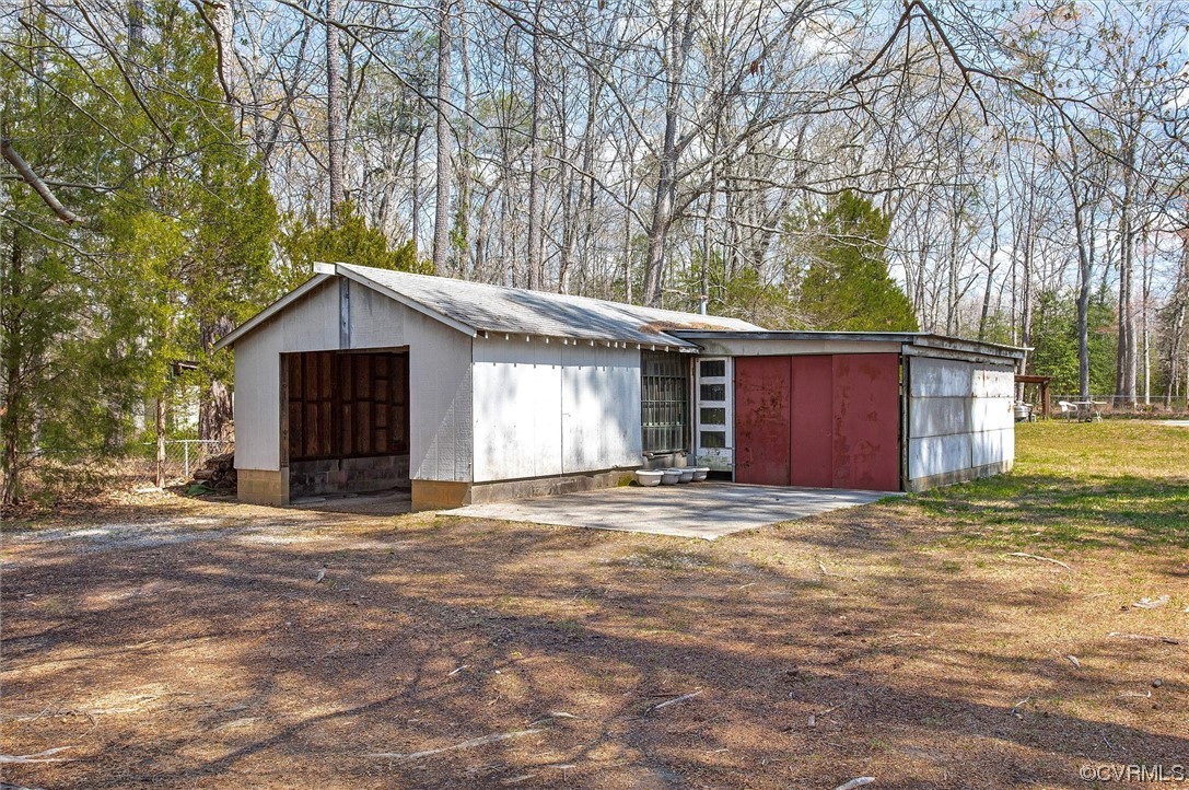 5441 Iron Bridge Road North Chesterfield, VA 23234 - Photo 30 of 40 Gallery Image 30
