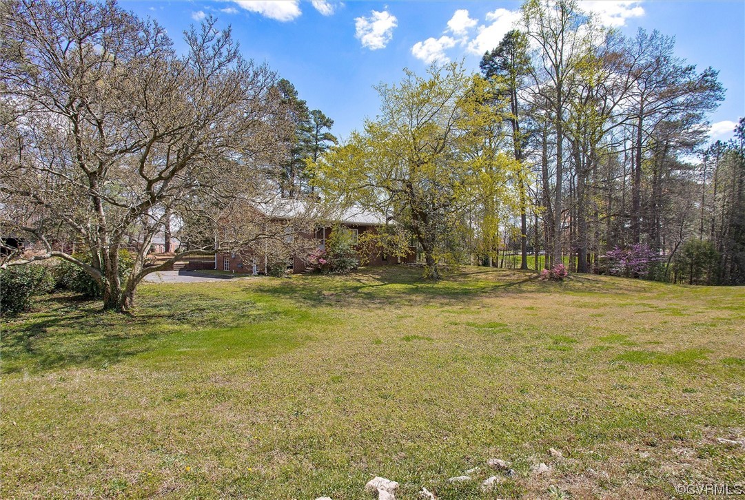 5441 Iron Bridge Road North Chesterfield, VA 23234 - Photo 6 of 40 Gallery Image 6
