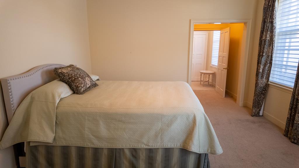 910 Glendale Road Galax, VA 24333 - Photo 28 of 42 Gallery Image 28