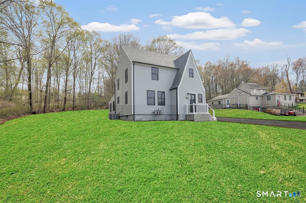 161 Pines Bridge Road, Unit 1 Beacon Falls, CT 06403 - Photo 3 of 19