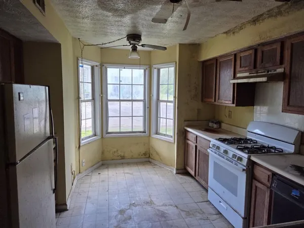 $75,000 | 9460 Cypress Lane, Jonesboro, GA 30238